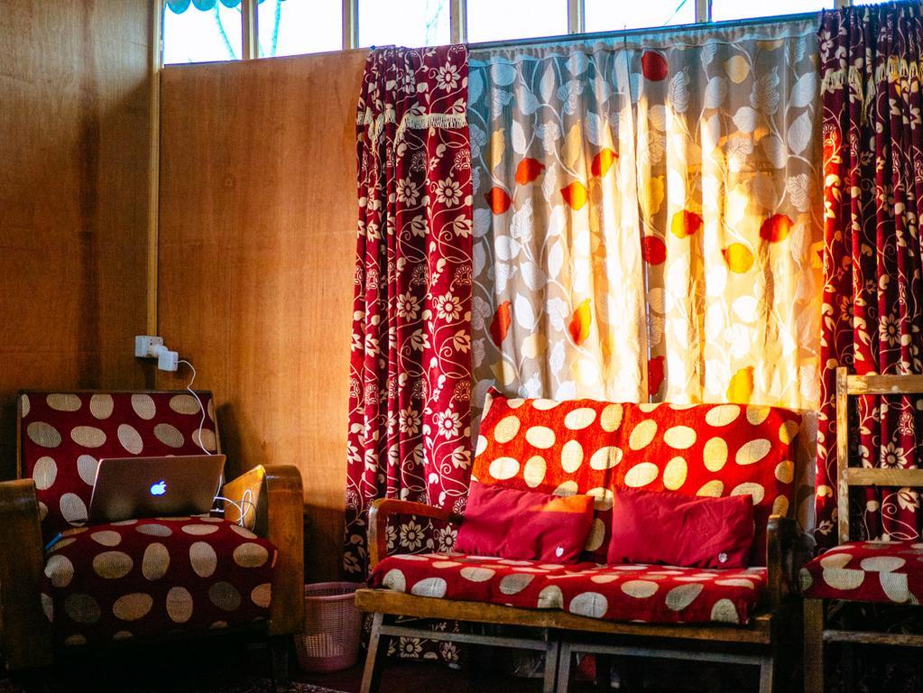 Veena Palace Group Of Houseboats Srīnagar Extérieur photo